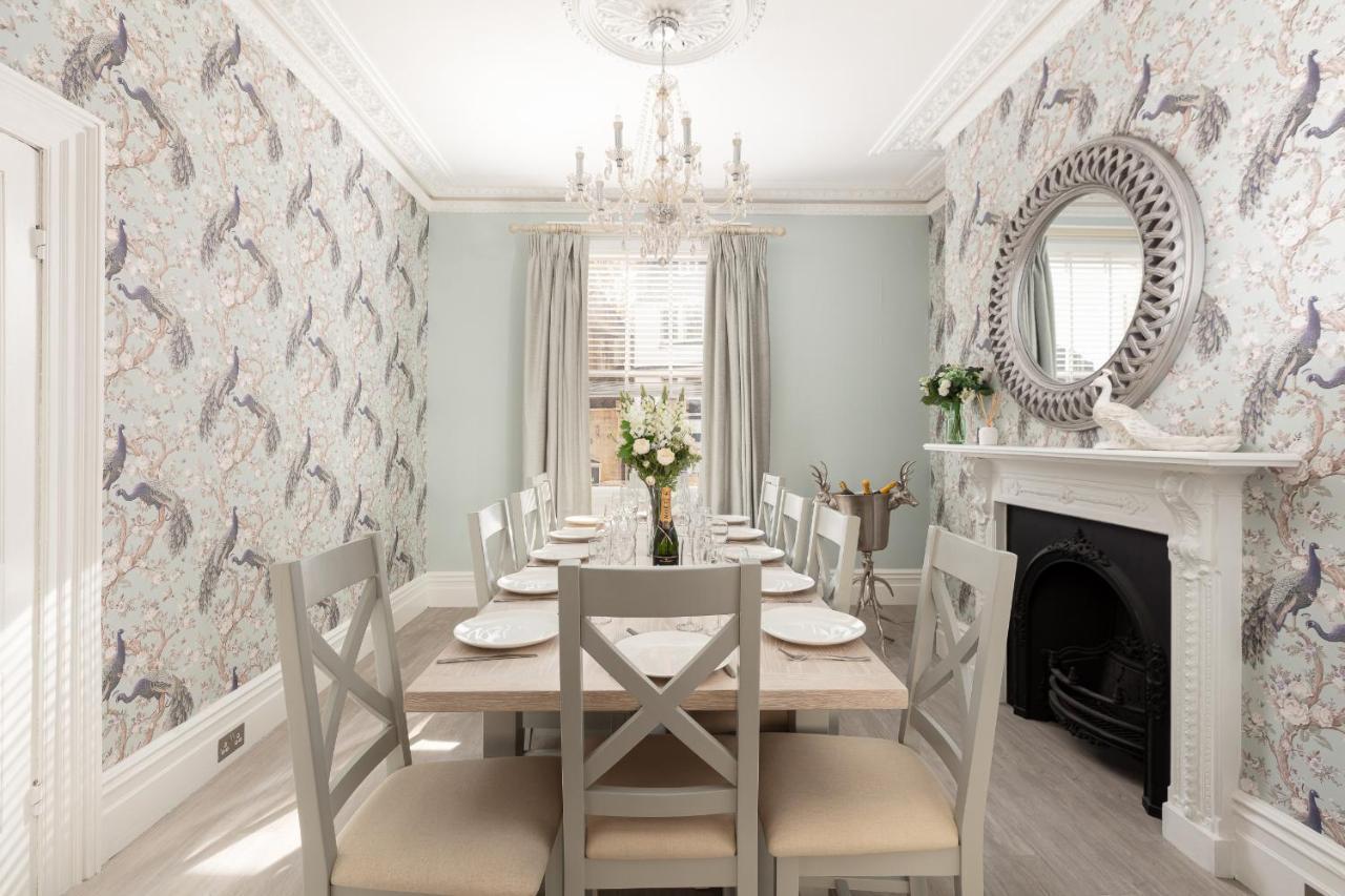 5 Bedroom Magnificent Georgian Townhouse- City Centre Bath Extérieur photo