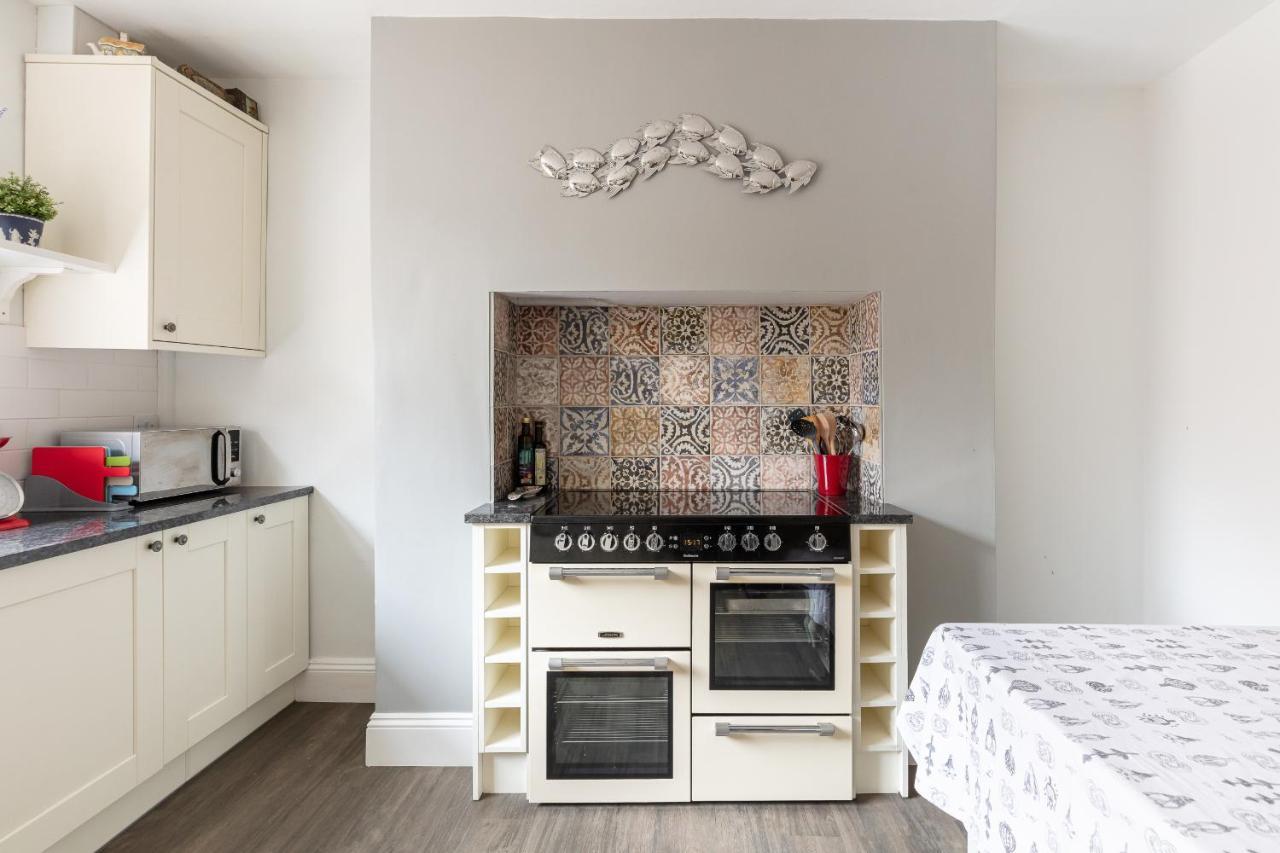 5 Bedroom Magnificent Georgian Townhouse- City Centre Bath Extérieur photo